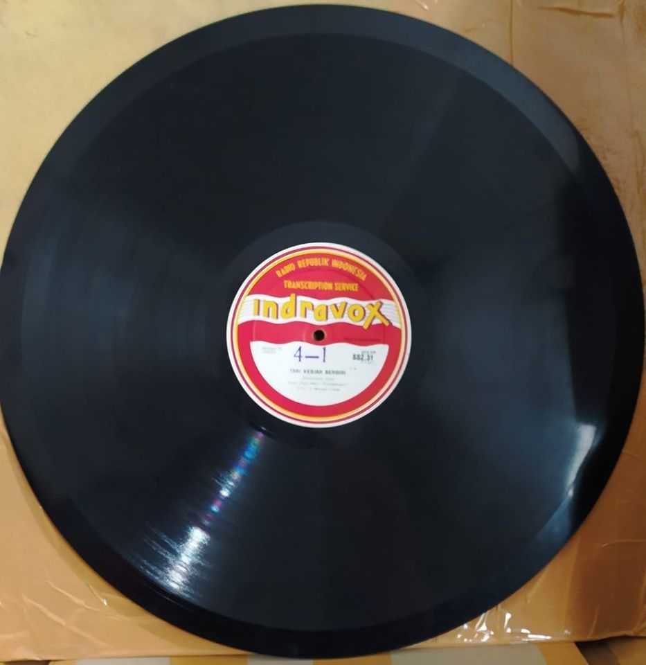 Piringan hitam Tari Kebjar Berdiri - Wajan Likes