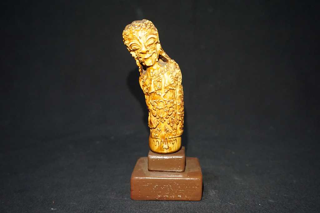 Handle Keris Betoro Guru