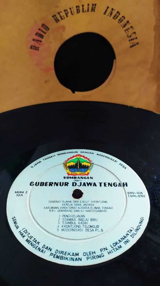 Piringan Hitam Gendung - gendung djawa dan lagu krontjong