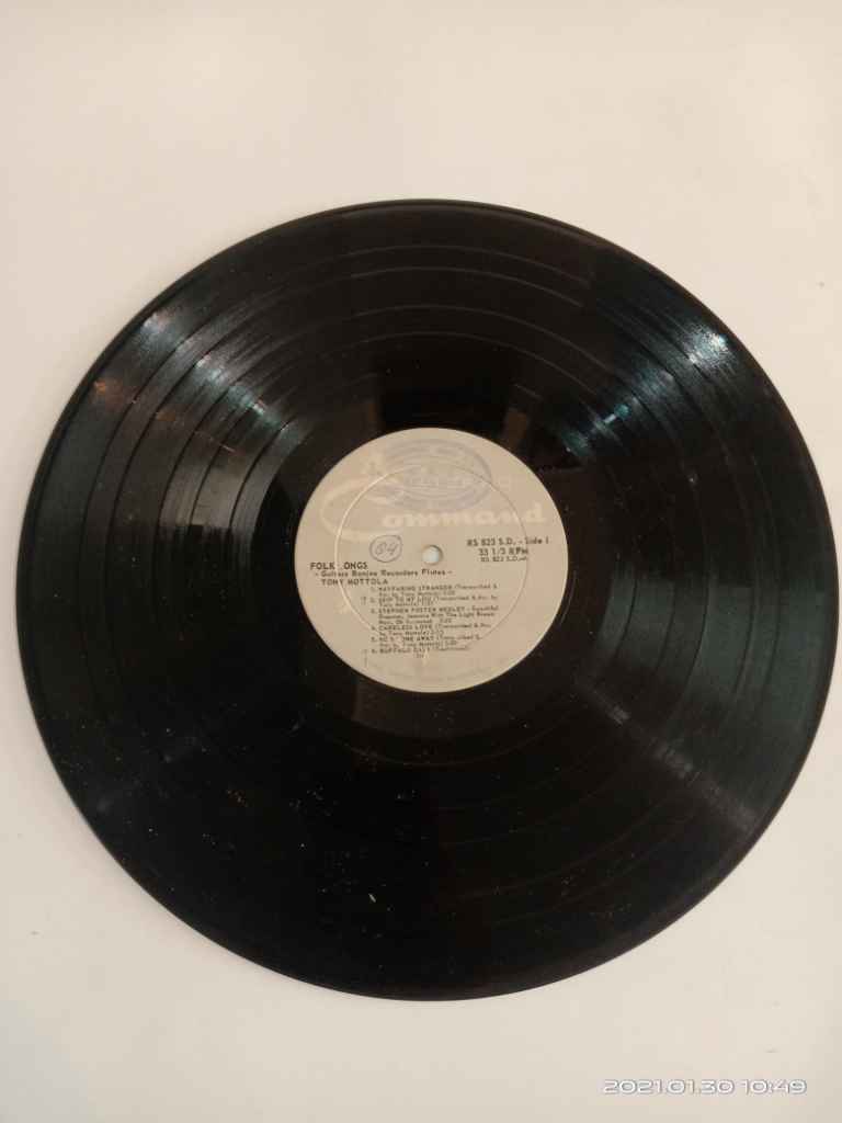 Piringan Hitam Guitars Banjos ( Tony mottola )