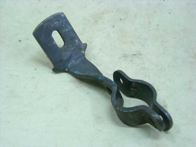 HOLDER LAMPU MODEL PLINTIRAN /Repro - Kuningan