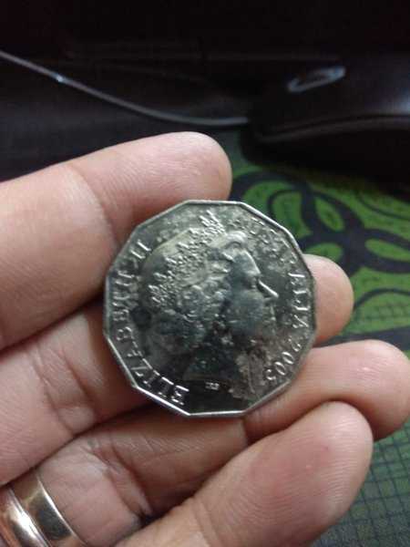 X 766 Medali Euro Tahun 2000 Kondisi Sesua Foto