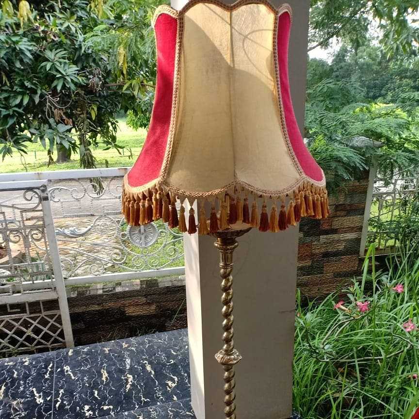 Lampu Berdiri davinci italia