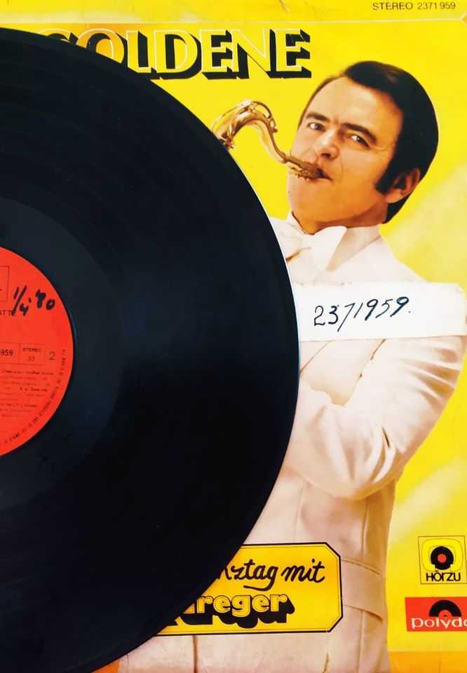 Piringan Hitam Die Goldene Tanzplatte