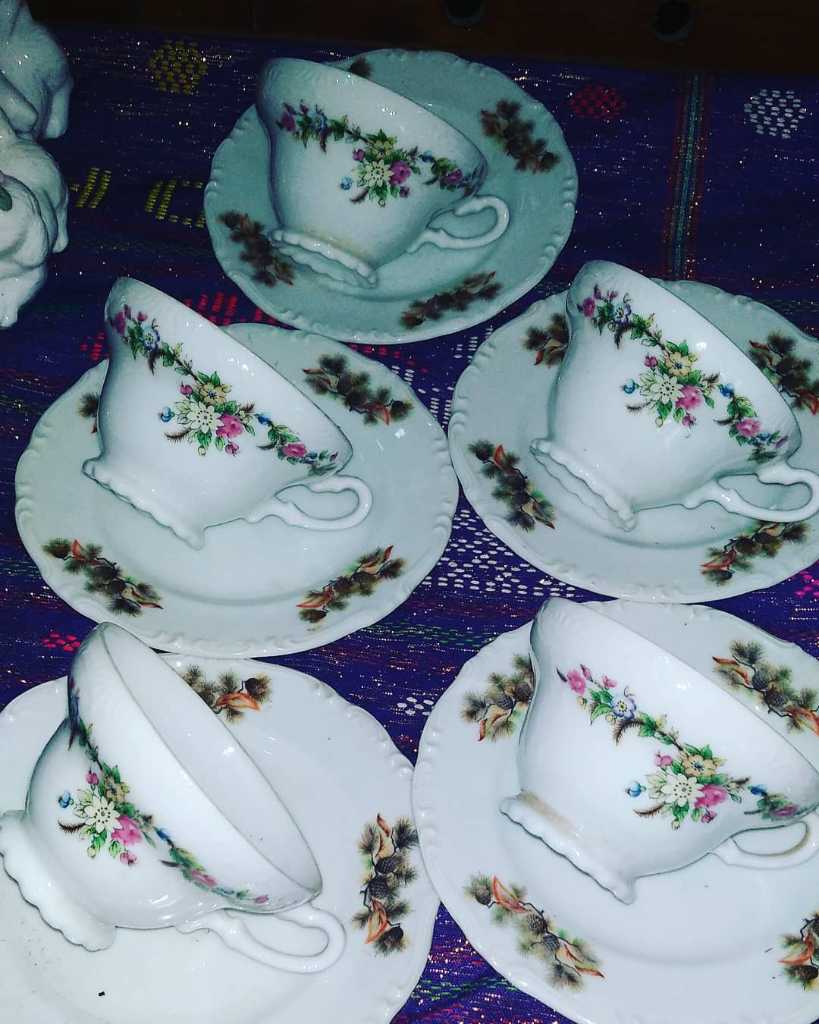 Cangkir Porcelain Jepang Vintage