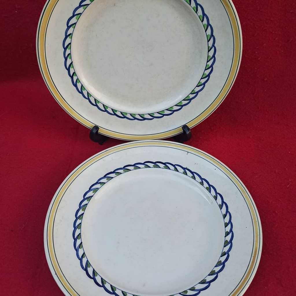 Piring Keramik Vintage