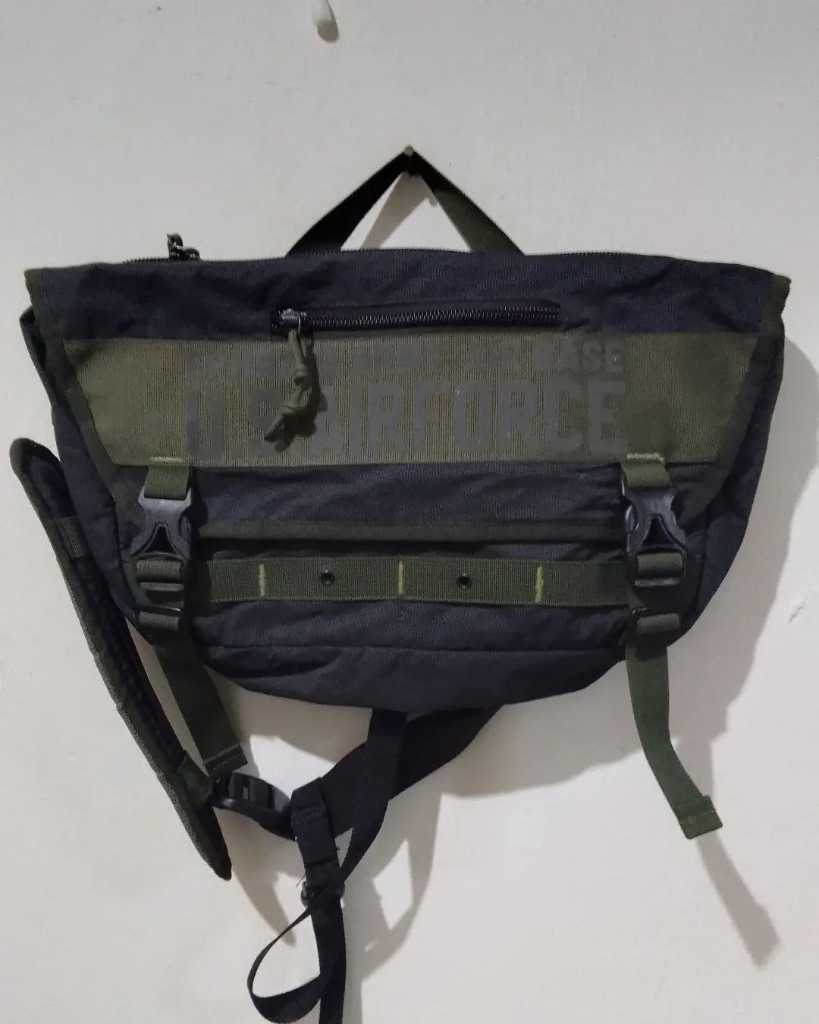WAISTBAG