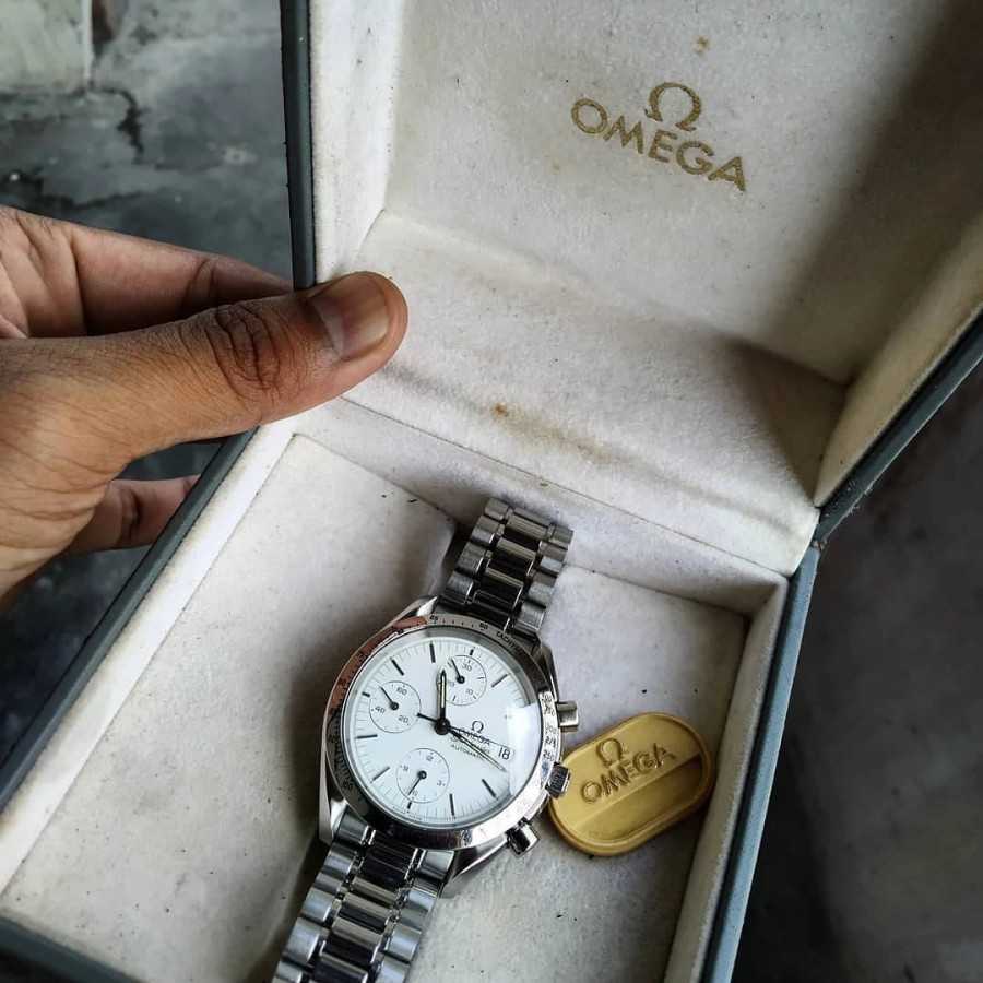 Jam tangan omega discount speedmaster automatic chronometer