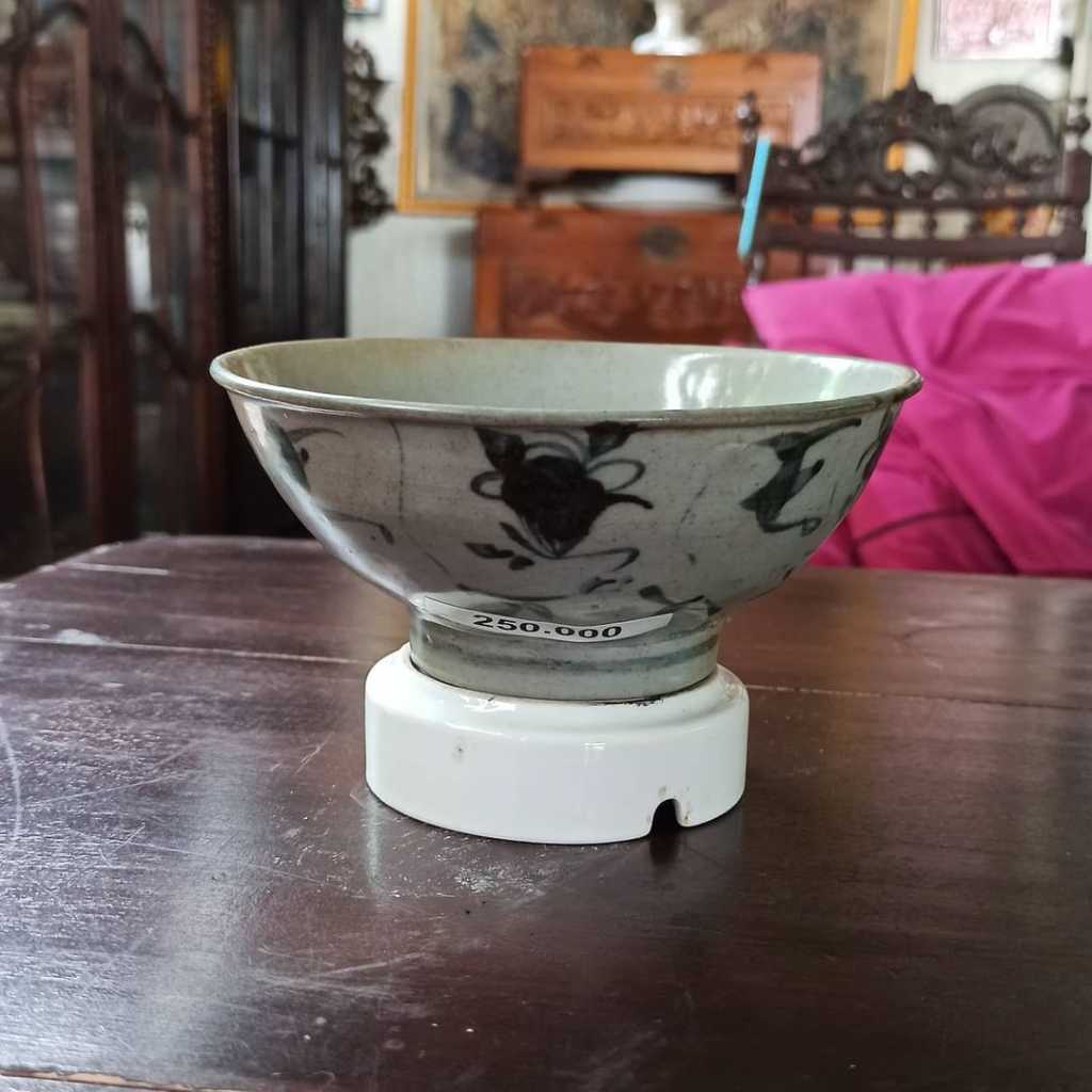 Mangkok Keramik China Antik