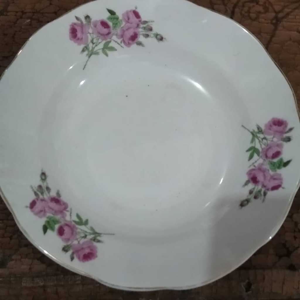 Piring Keramik Vintage China
