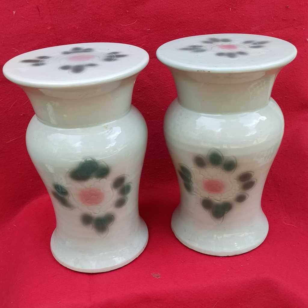 Kursi Keramik Vintage