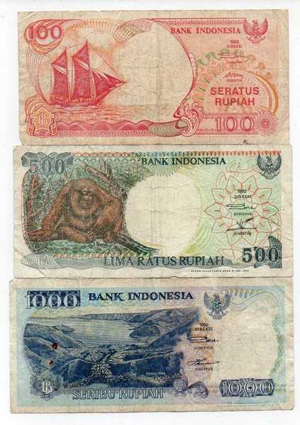 BL3101 Variasi Uang 1992 eceran Dan Set 100 500 dan 1000 Rupiah Mulus Dan bekas