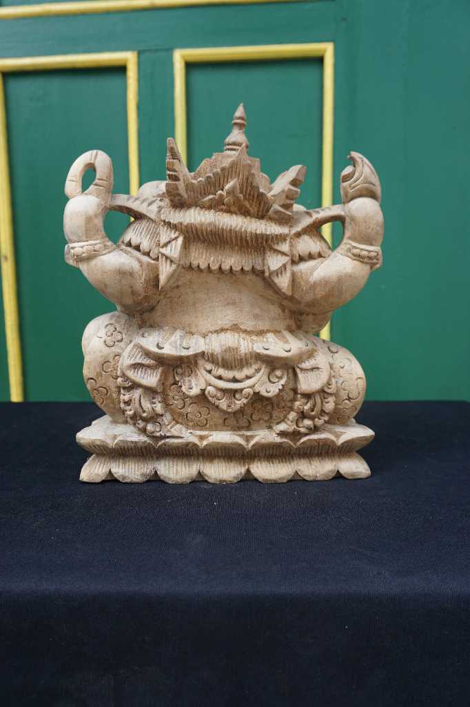 Patung Cendana Ganesha