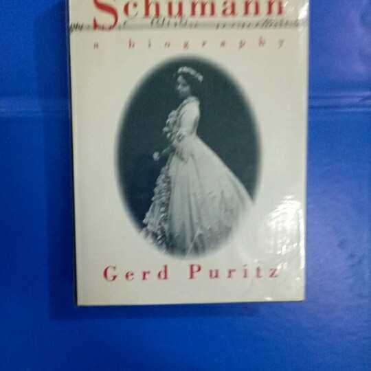 Novel Elisabeth schumann a biografi by gerd puritz