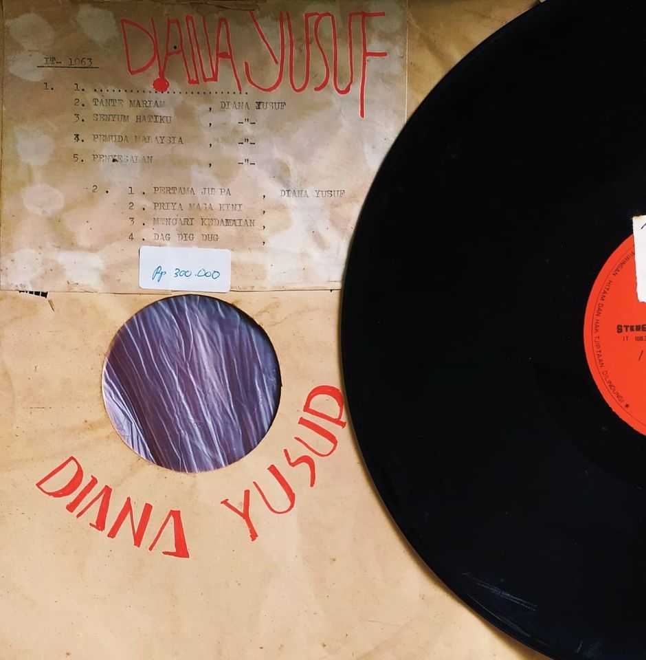 Piringan Hitam Album Koleksi Lagu Diana Yusuf