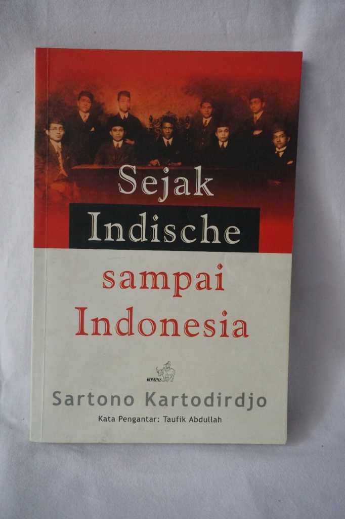 Buku sejak indische sampai indonesia