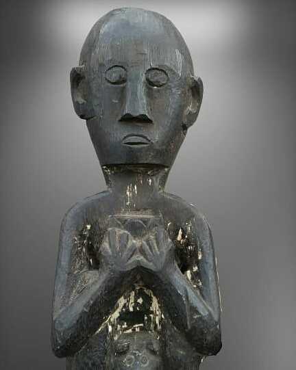 Patung Primitif Borneo Bahan Kayu