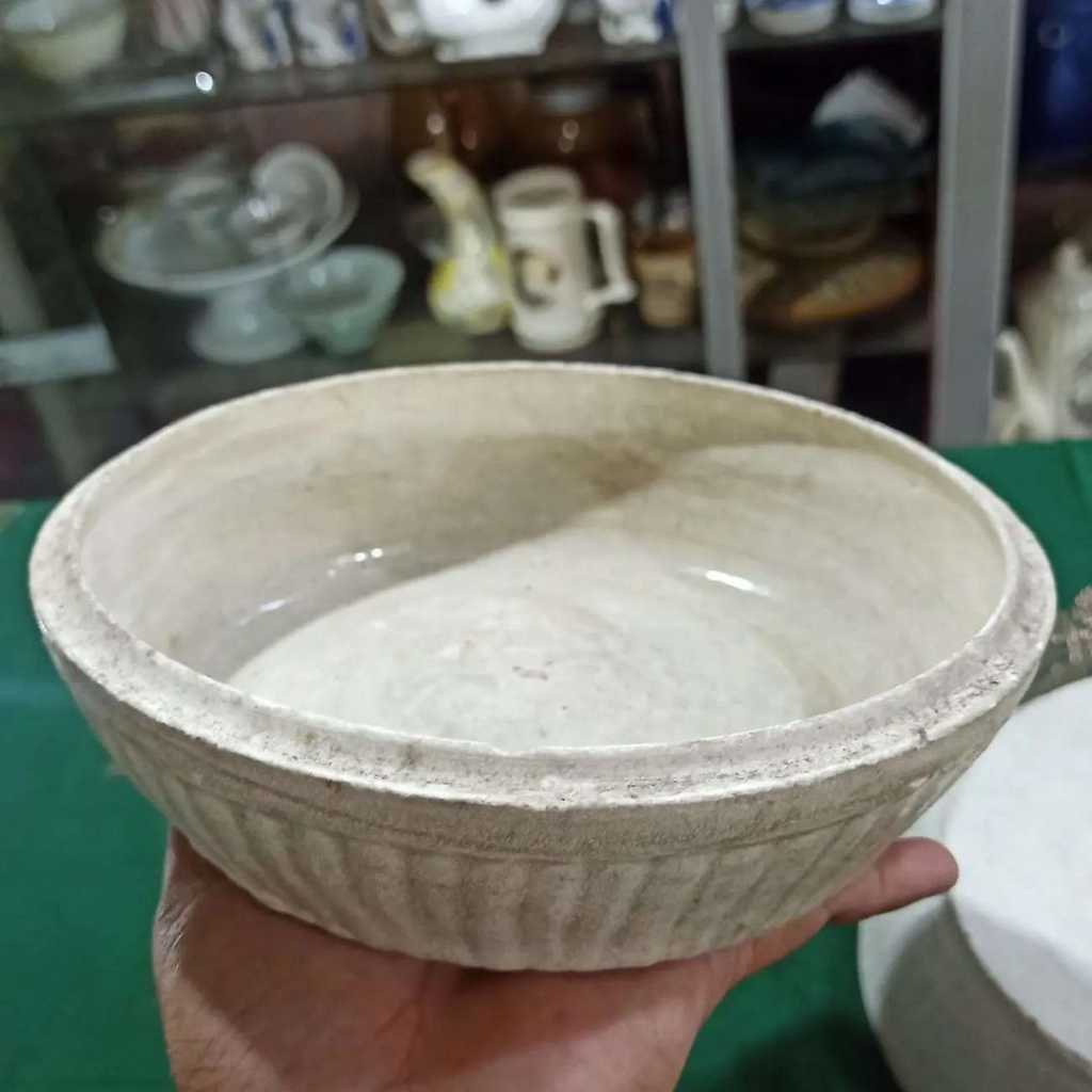 Mangkok Keramik Antik