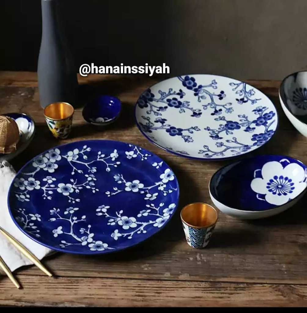 Piring Keramik Vintage