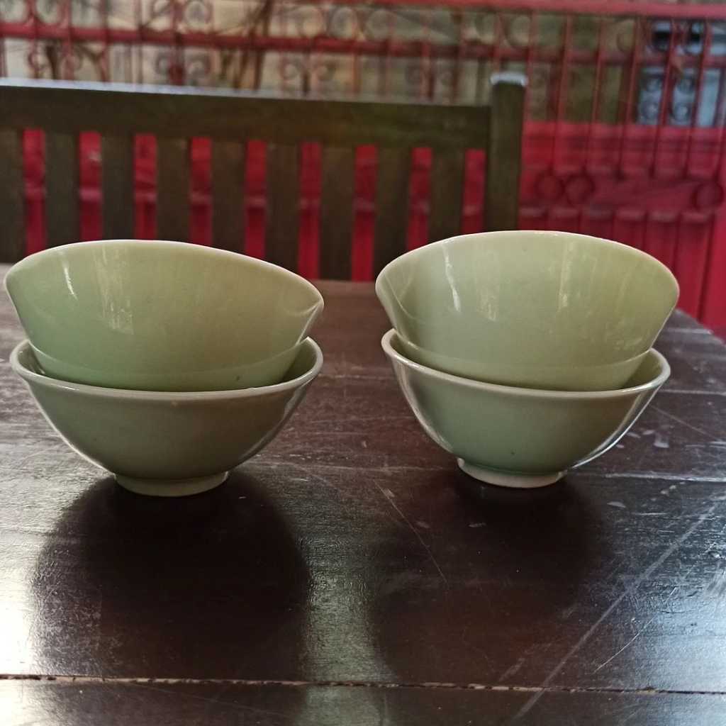 Mangkok Celadon China Vintage
