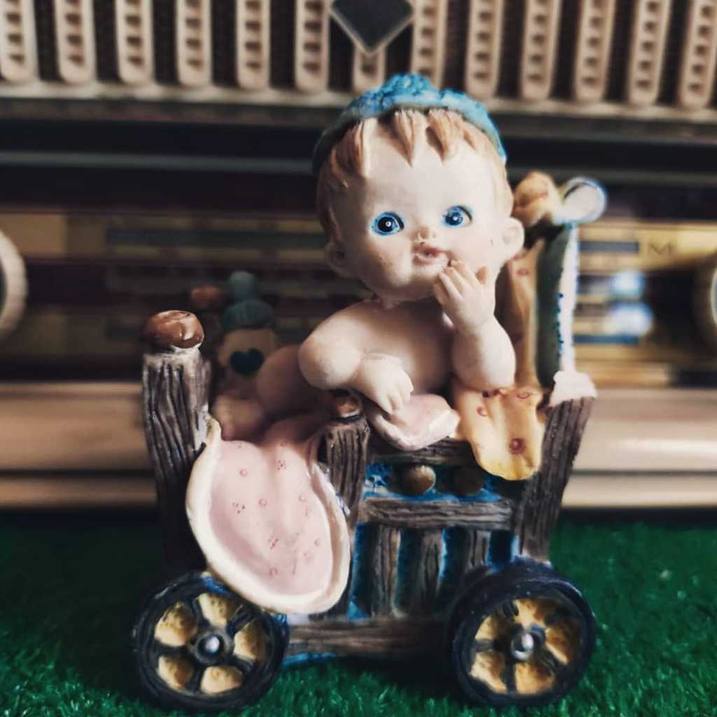 Patung Bayi Bahan Resin