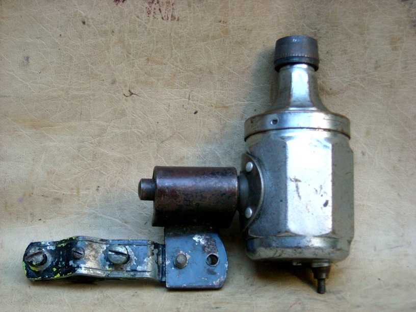 DINAMO HEXAGONAL - Kanan -Kuningan ( 673 –DINAMO)