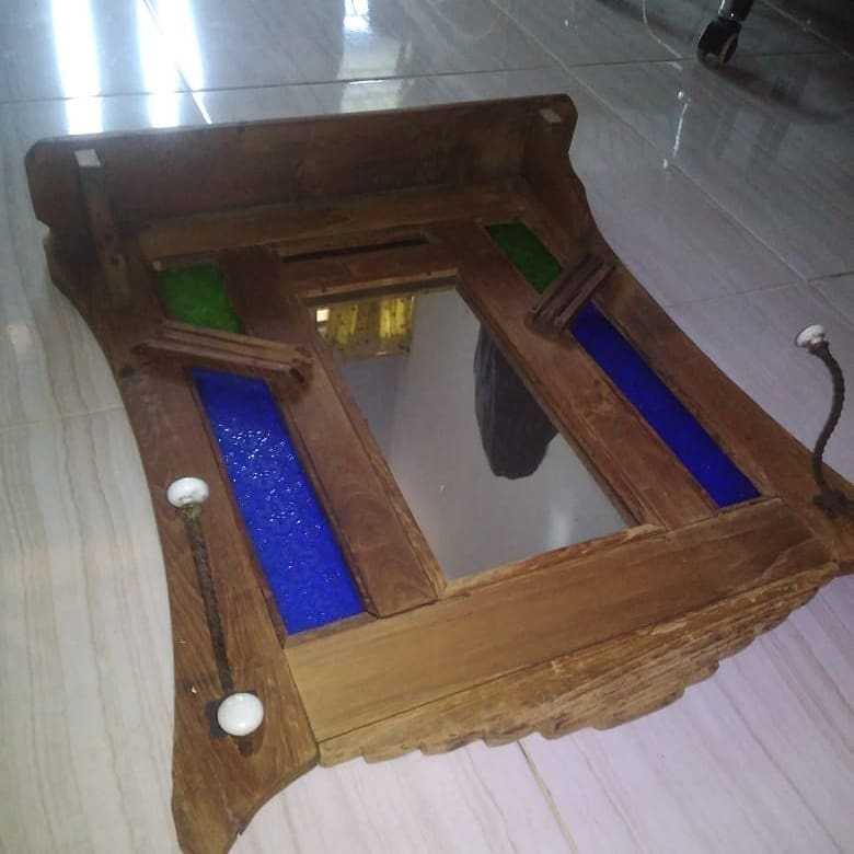 Kapstok tua Kayu jati Gantungan besi plintir + porselin Ukuran tinggi 68cm, tinggi 55cm