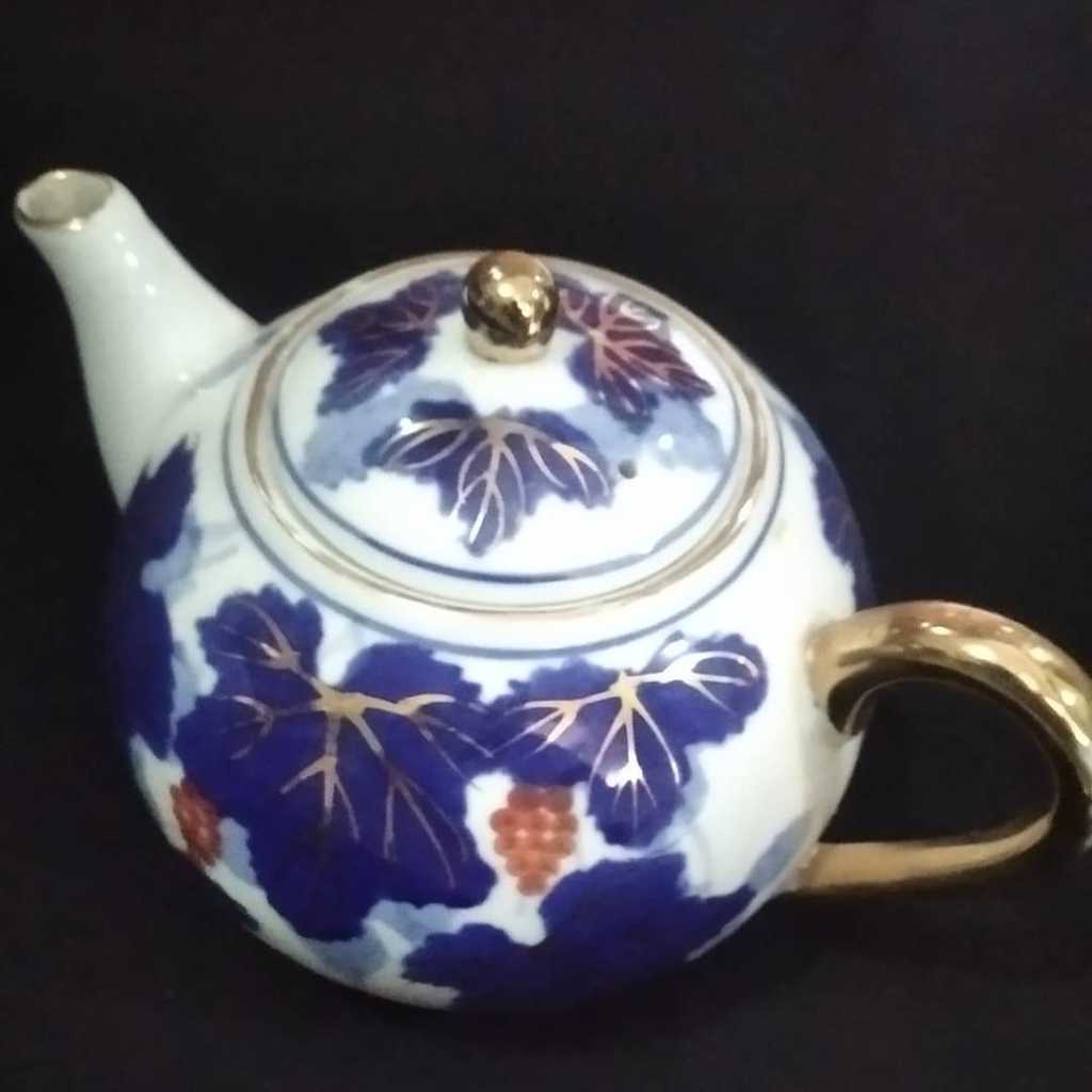 Teko Porcelain Vintage