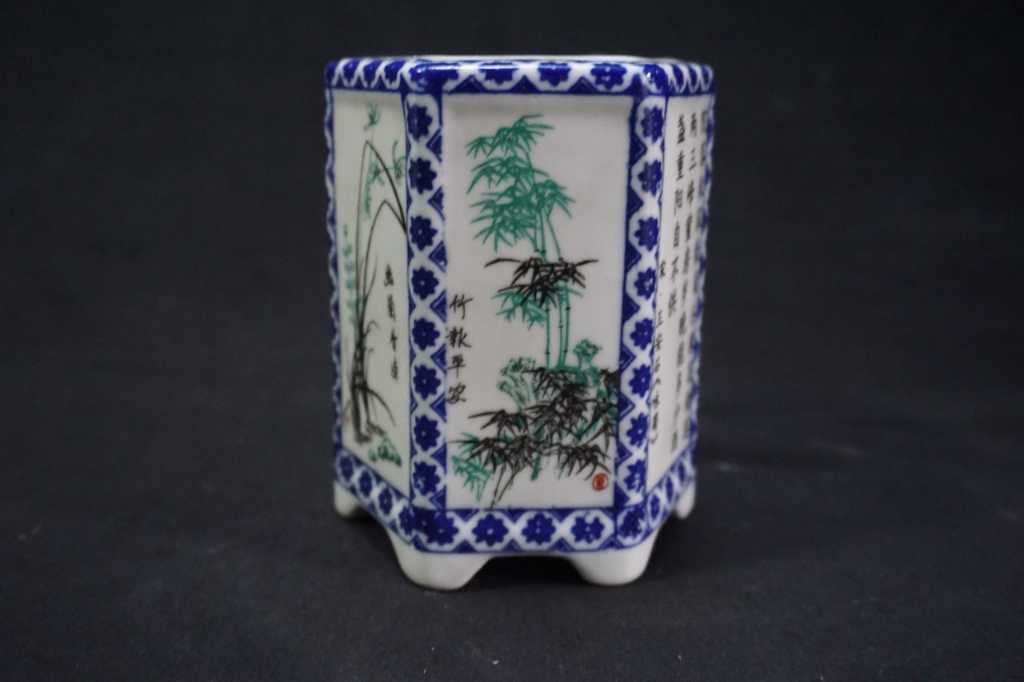 Tempat Pulpen china vintage