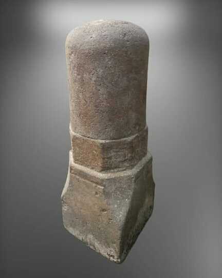 Lingga ~ Terakota 44 cm X 16 cm Simbol kesuburan