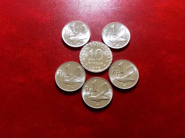 Paket uang kuno koin 15 Rupiah untuk mahar pernikahan 10 + 1 rupiah