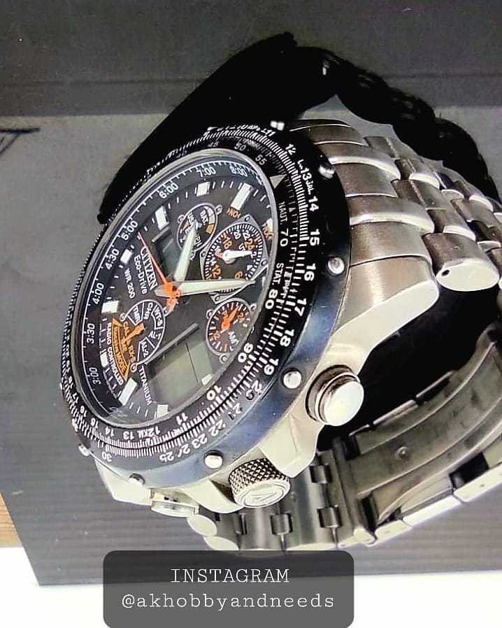 skyhawk titanium