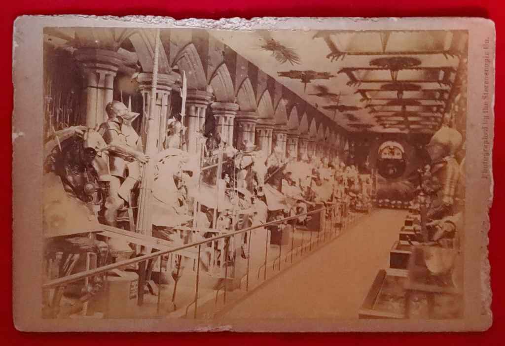 Foto Antik / Foto Kuno ; estimasi tahun 1870-an; ukuran 16.4cm x 10.3cm  (kecil 0043)