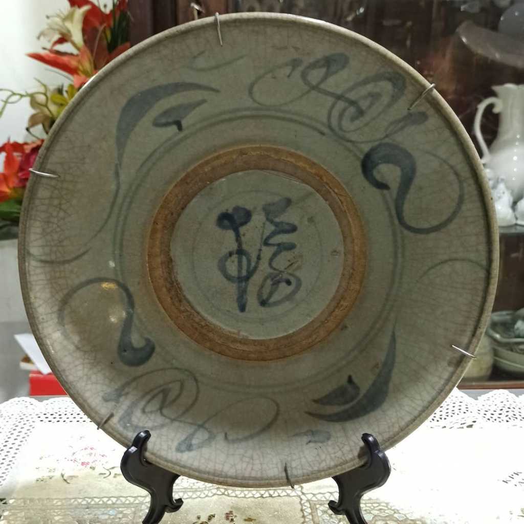 Piring Keramik Antik China