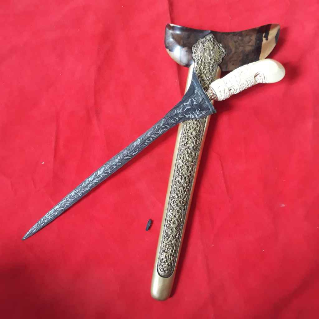 Keris Paterm Wulan Temanggal