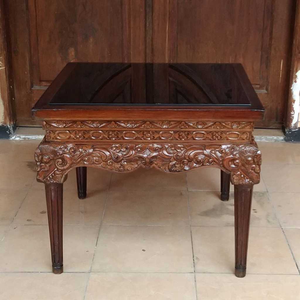 Meja full ukir lawasan Ukuran 60cm X 60cm Kayu jati