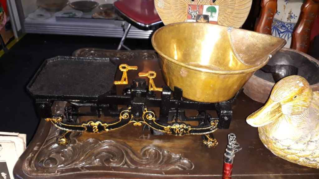 Timbangan Vintage China