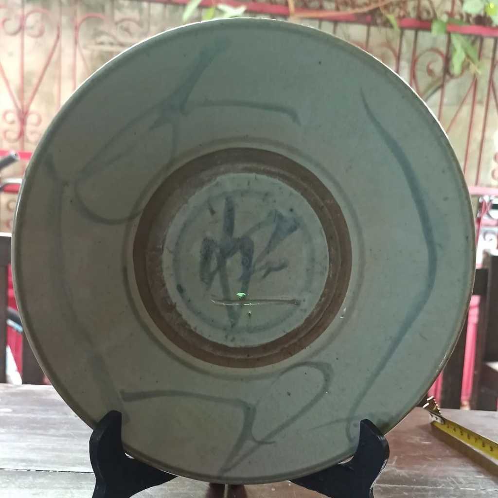 Piring Keramik Antik China