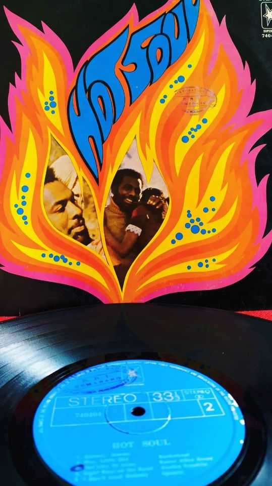 Piringan Hitam Hot Soul