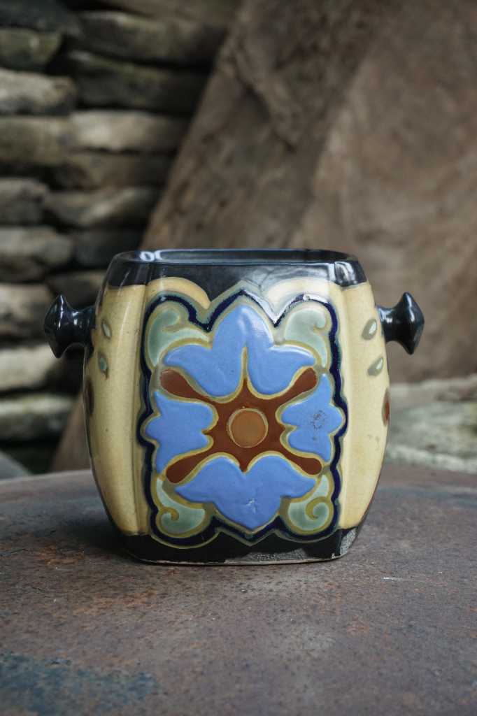 Guci Keramik Vintage