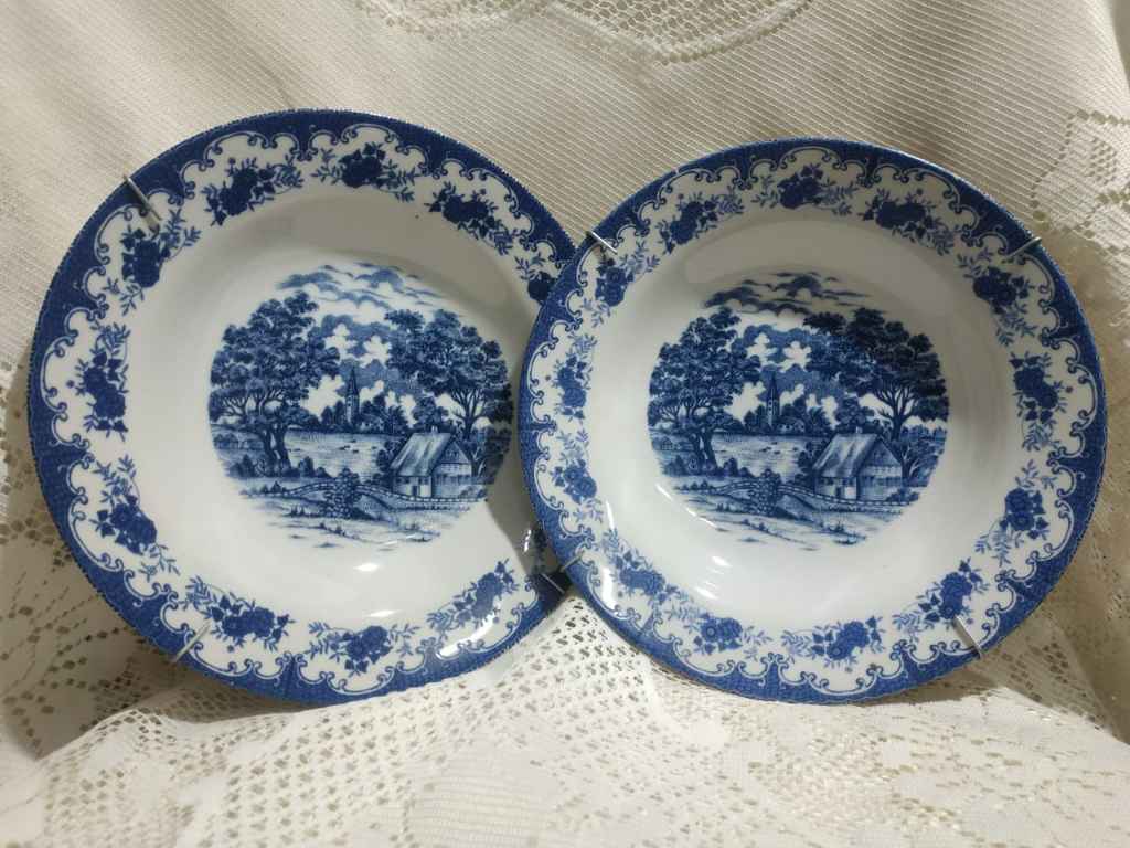 Piring Keramik Antik China