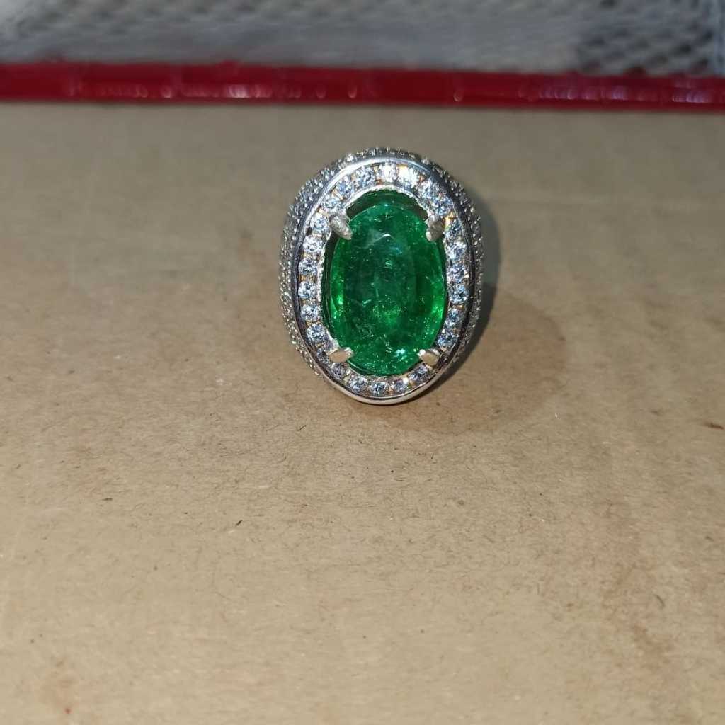 Cincin Batu permata Hijau