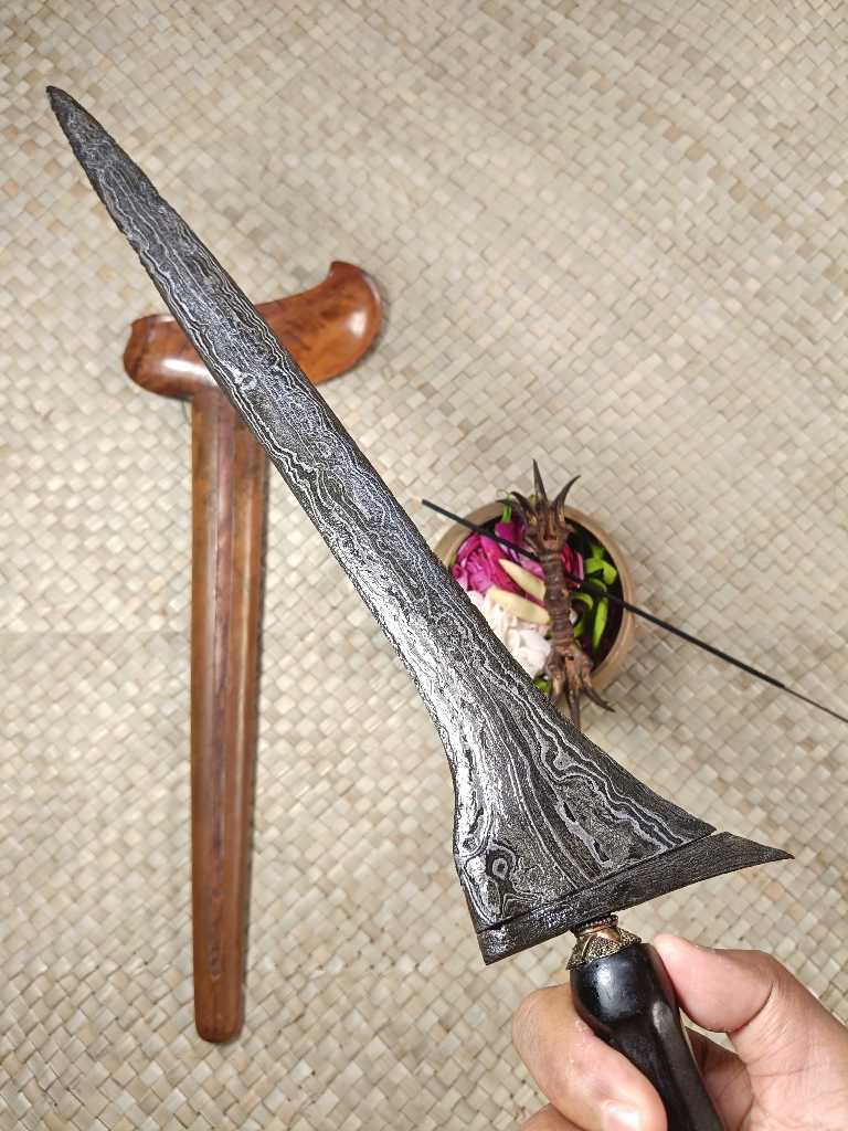 KERIS PUSAKA BERTUAH TILAM UPIH PAMOR SODO SAKLER TUNGGUL WULUNG PURNOMO SIDI ELSUBHA