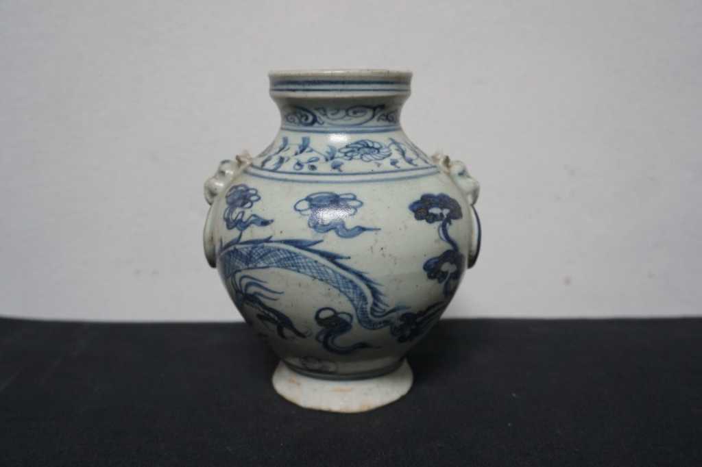 Guci Keramik China Vintage