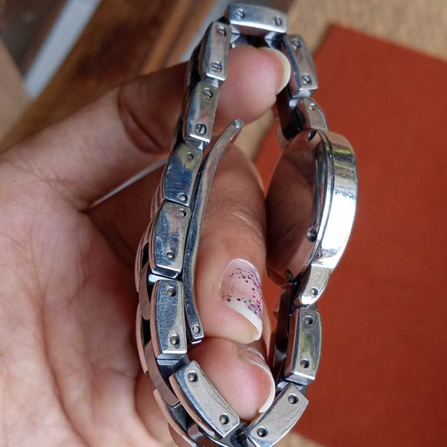 Jam Tangan CHANEL swiss made H6602