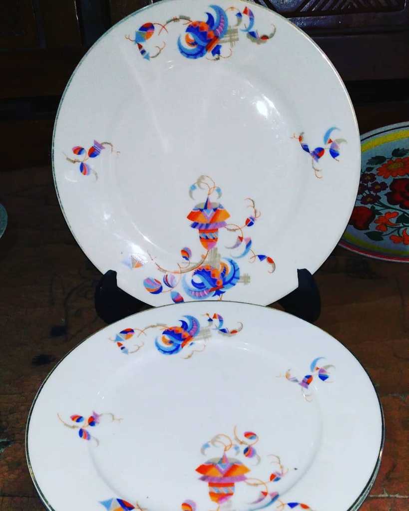 Piring Keramik Vintage