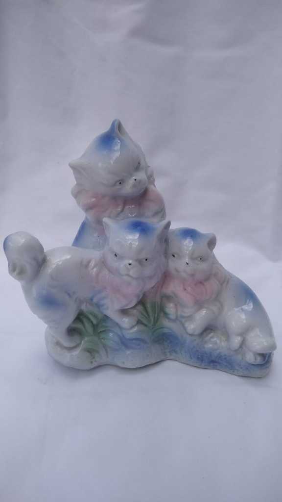 Patung Keramik Vintage