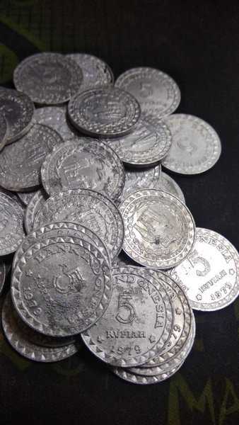 A989 Per 1 Keping Uang Kuno 5 Rupiah tahun 1979 Untuk Mahar mas kawin Bekas pakai