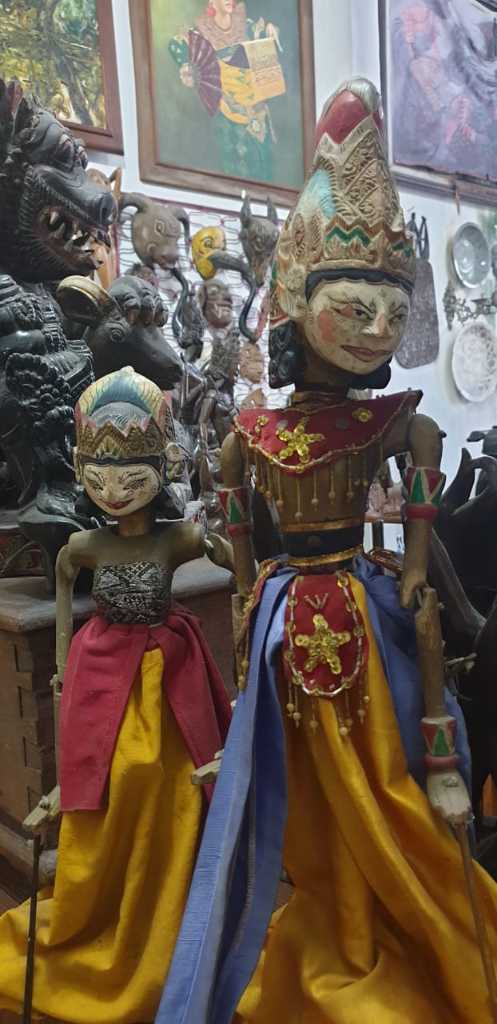 Sepasang Wayang Golek Rama & Sinta