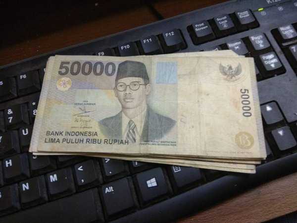 Bl 1906 Per 1 lembar 50000 Rupiah Lama Tahun 1999 Bekas pakai